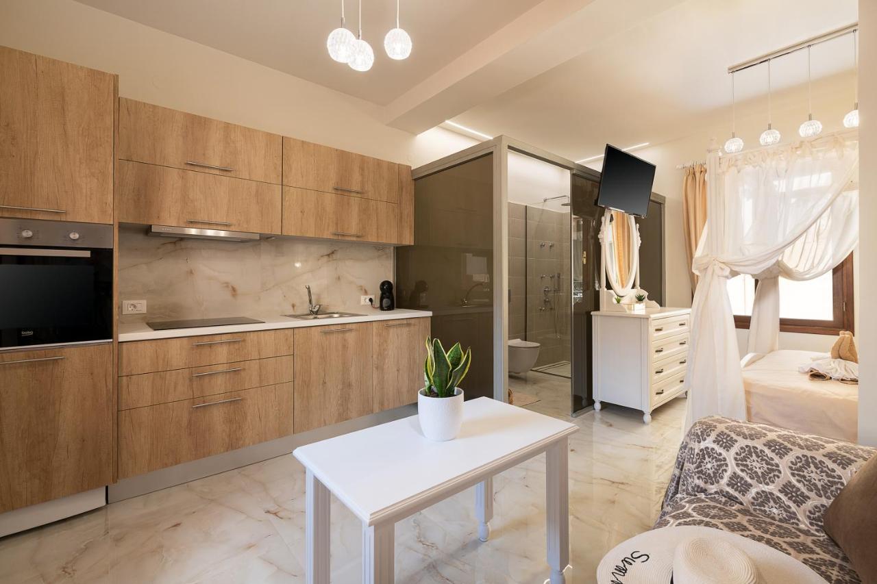 Chrisselen Palazzo Colombo Apartment Chania  Exterior foto
